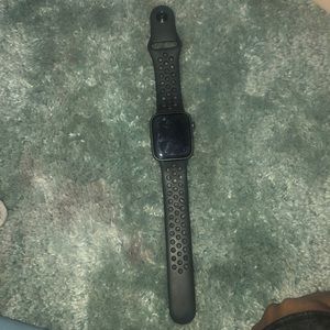 Series 5 Nike Apple Watch